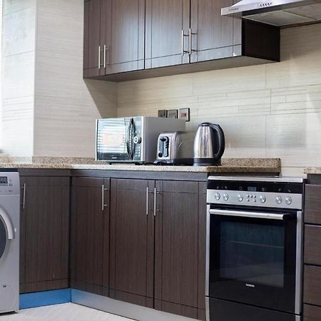 Better Living Apartment Dubai Luaran gambar