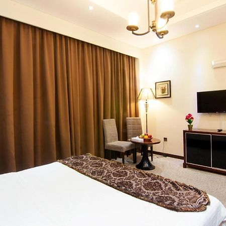 Better Living Apartment Dubai Luaran gambar