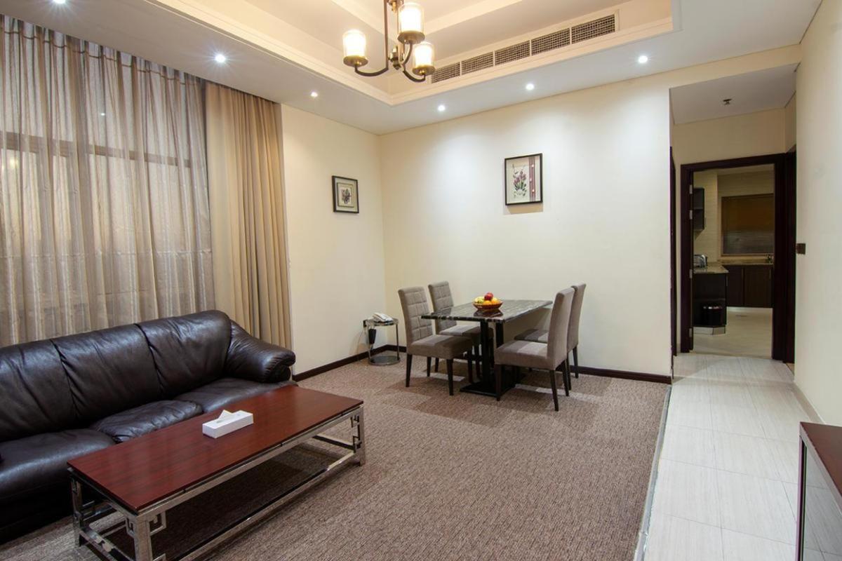 Better Living Apartment Dubai Luaran gambar